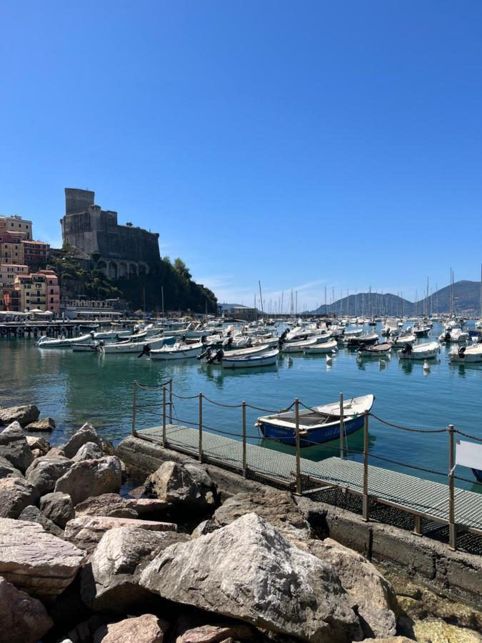 Casa Vacanze Cinzia Lerici Exterior photo